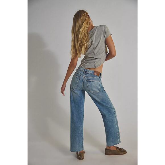 Free People We The Free Risk Taker Mid Rise Jeans Raw Hem Medium Wash 30 - Picture 2 of 11